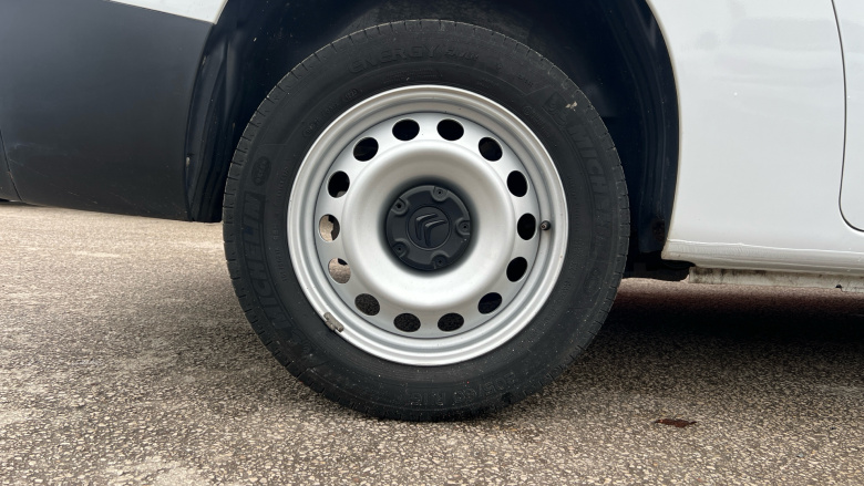 Citroen Berlingo Xl Diesel 1.5 BlueHDi 950Kg Enterprise Ed 100ps 6 Speed S/S